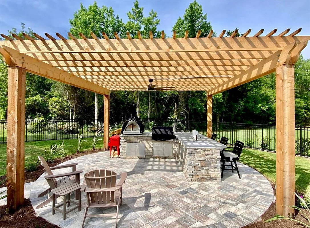 outdoor kitchen